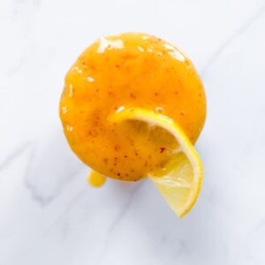 Lemon and peach mocktail spritz