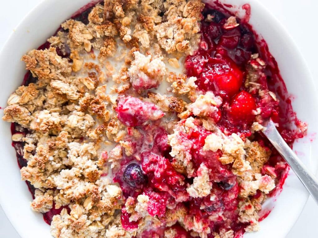 Cranberry apple crumble