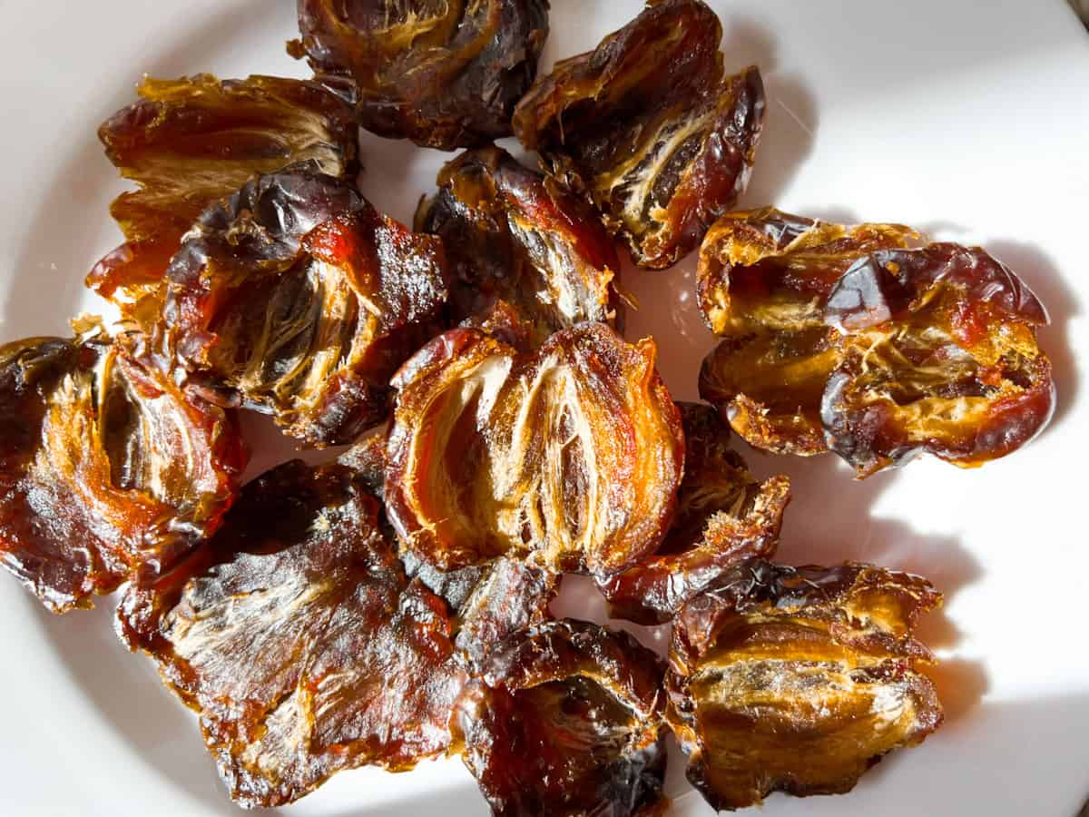 Pitted medjool dates.