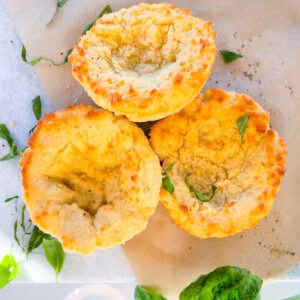 Fully baked gluten free bread bowls