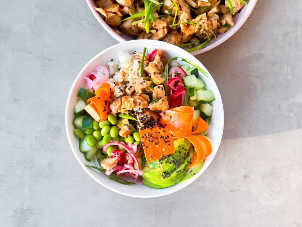 15 Minute Chicken Poke Bowls.