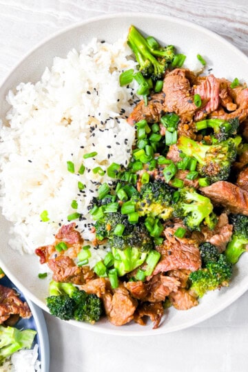 Finished broccoli beef bowls.