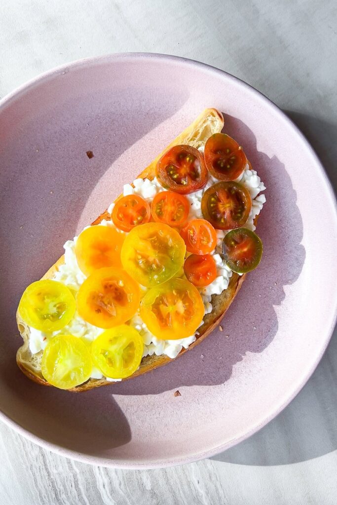 Tomatoes on the avocado toast.