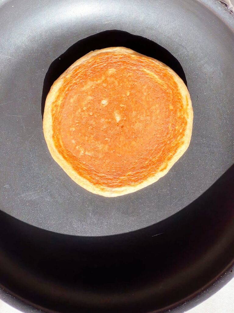 Cooked pancake.