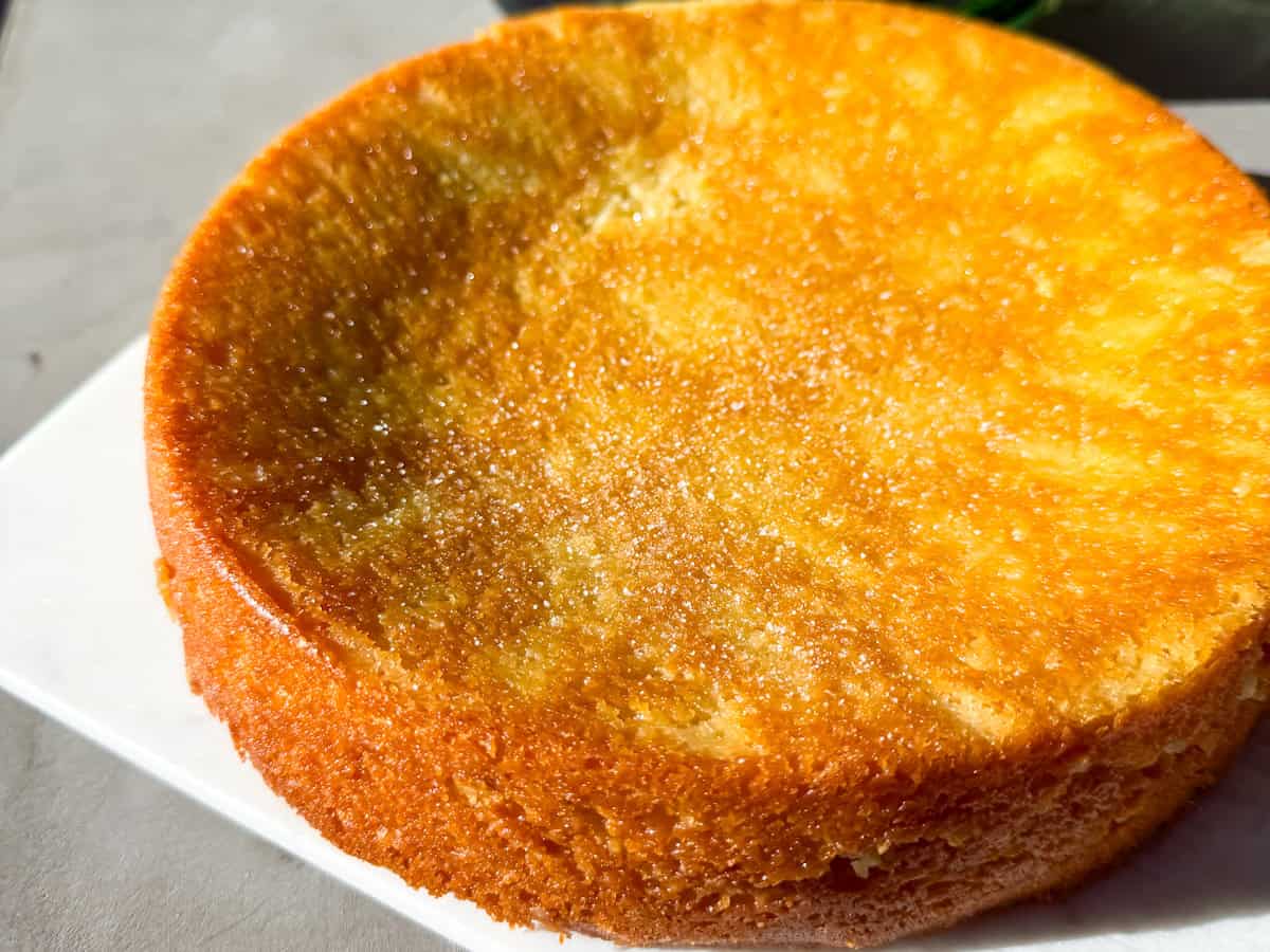 Finished lemon olive oil cake