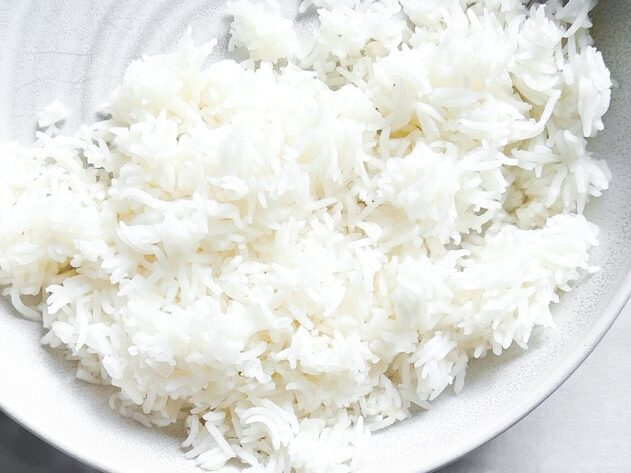 Cooked rice in a bowl.